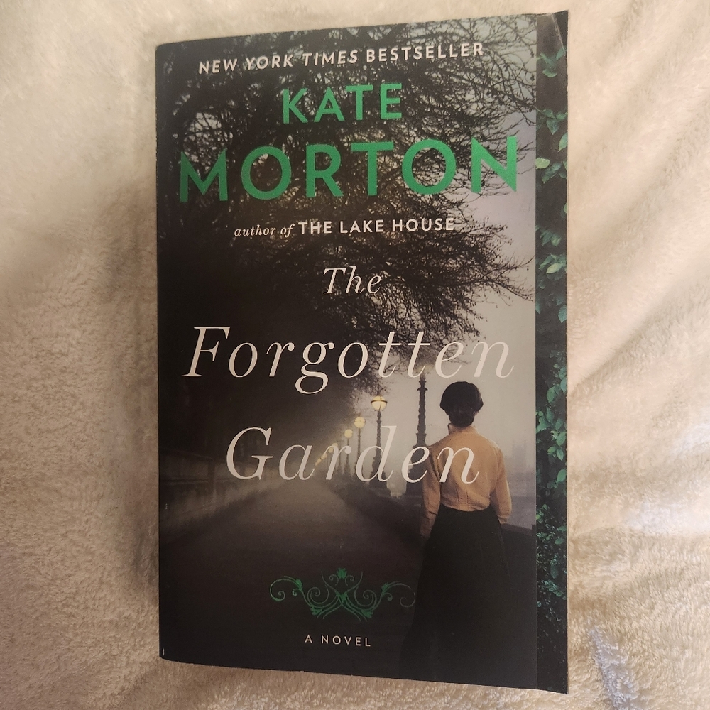 The Forgotten Garden by Kate Morton